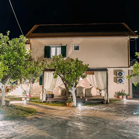 Andry's Slow Living In The Heart Of By 8essentially Apartamento